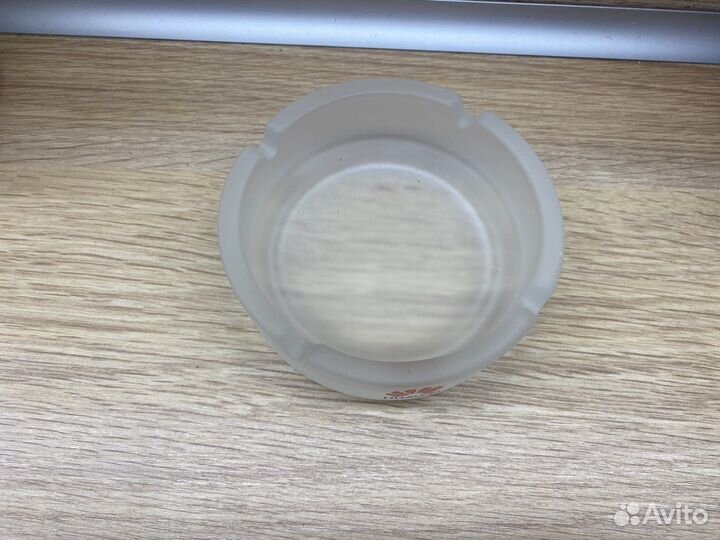 Пепельница стекло