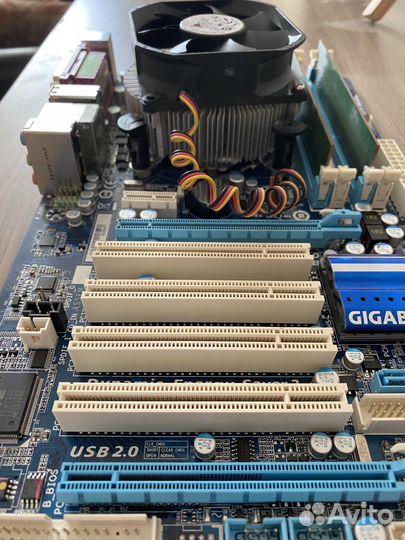 Материнская плата с процессором i3