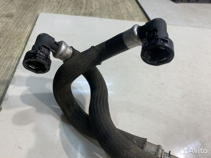 Трубка теплообменника (Jaguar XE)