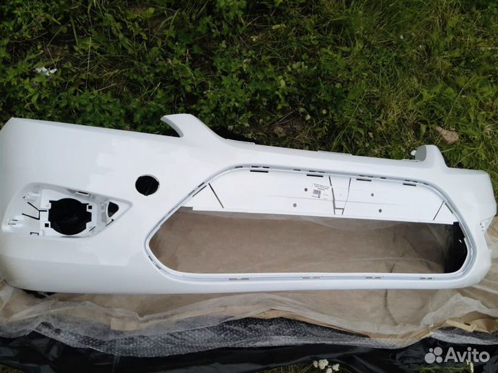 Ford Focus 2 + бампер в цвет :чёрный