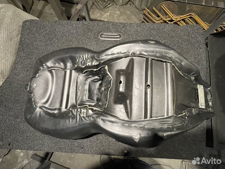 Сидение для Harley davidson