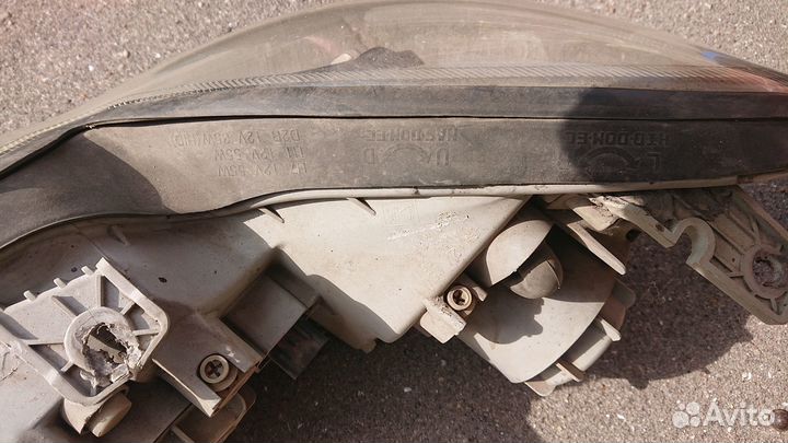 Продается передняя правая фара для Хендай Соната