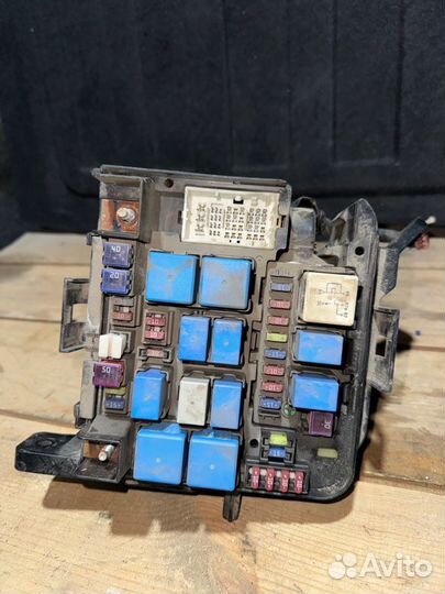 Блок предохранителей Kia Ceed хэтчбек 1.6 2010
