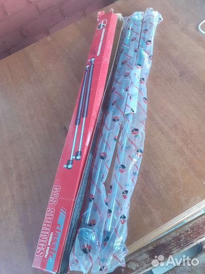 Газовый упор fenox