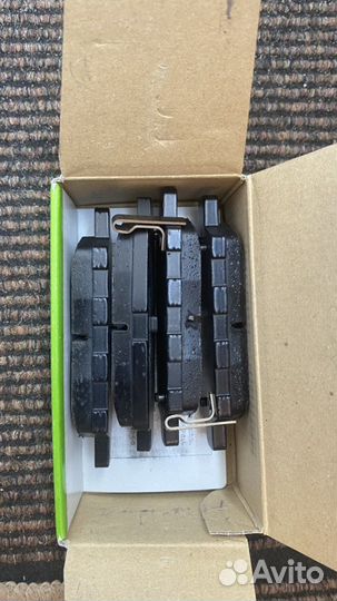 Продам тормозные колодки