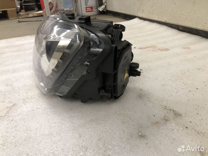 Фара volkswagen polo sedan