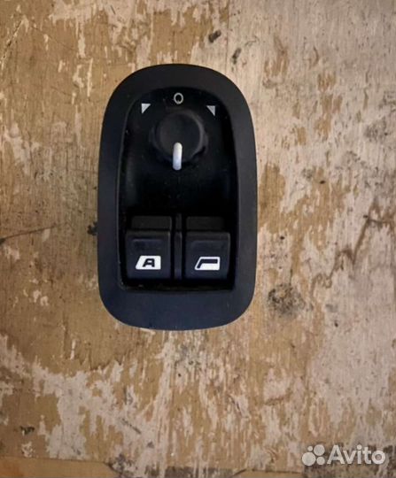 Блок управления стеклоподъемниками Peugeot 206