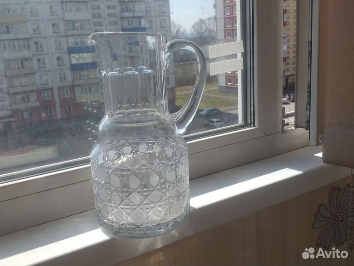 Хрустальный кувшин