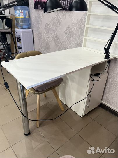 Маникюрный стол складной бу