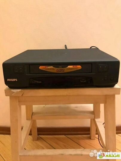 Видеомагнитофон philips VR 274
