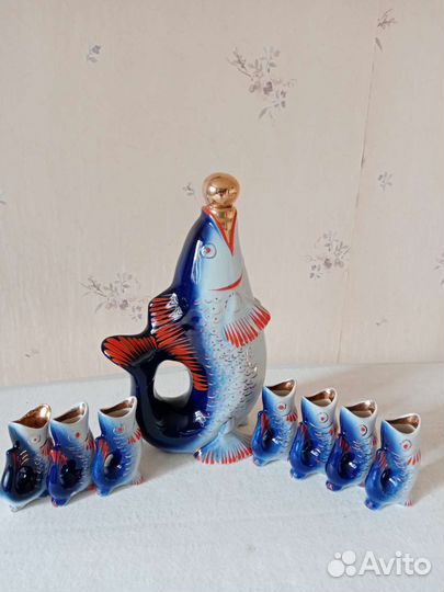 Сервиз Рыбка: штоф и стопки