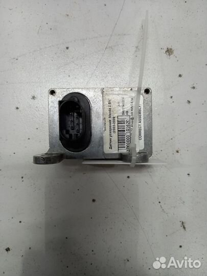 Mazda 3 (BK) l датчик ускорения