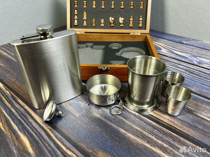 Кизлярский набор с шахматами и приборами