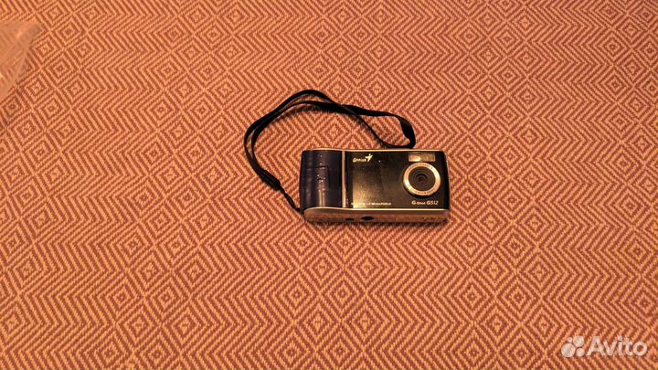 Винтажный ретро фотоаппарат Genius G512