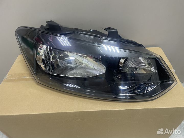 Фара правая новая Фольксваген Поло седан