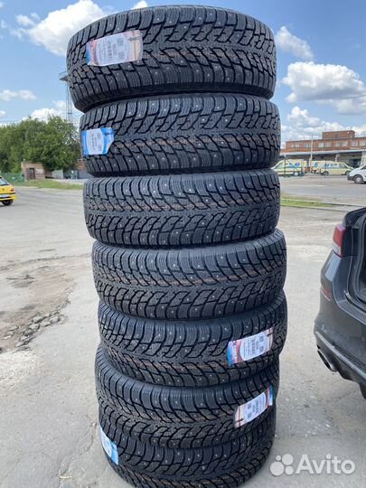 Nokian Tyres Hakkapeliitta LT3 265/75 R16 119Q