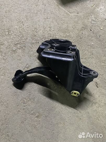 Педаль тормоза VW polo 5 06ru721058