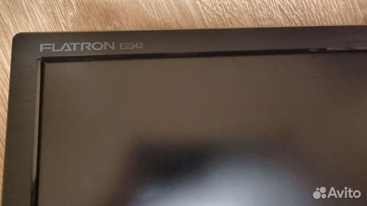 Монитор LG 24