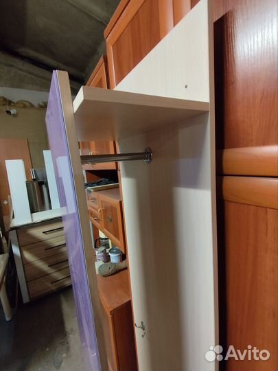 Продаётся прихожая б/у. Доставка