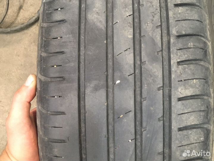 Kumho Ecsta HS51 215/55 R17 94W