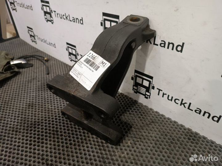 Кронштейн двигателя передний левый Man Tgx