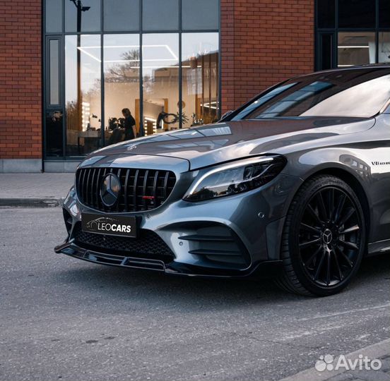 Аренда автомобиля Mercedes C43 AMG