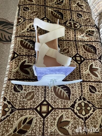 Деротационный сапожок ортез