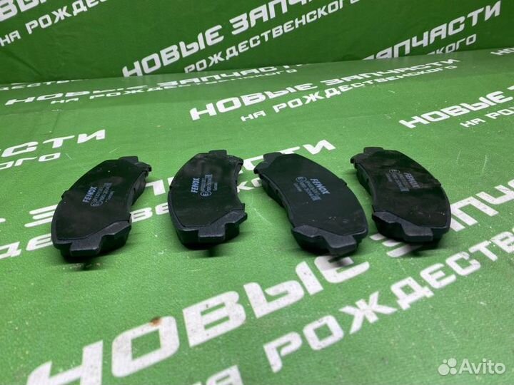 Передние тормозные колодки Nissan X-Trail T31 2008