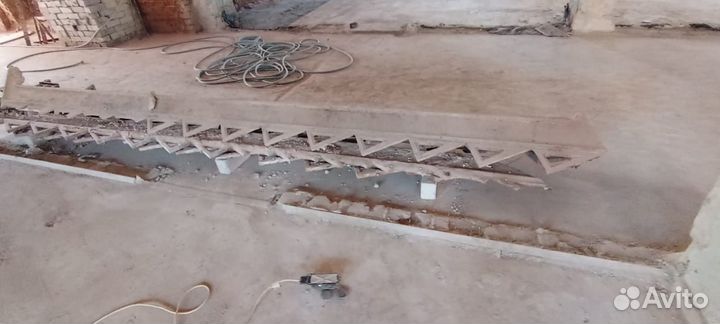 Продам косоуры