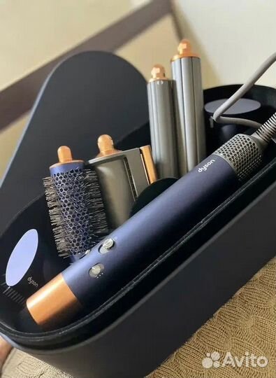 Стайлер Dyson HS05 Long Prussian blue. Наша вилка