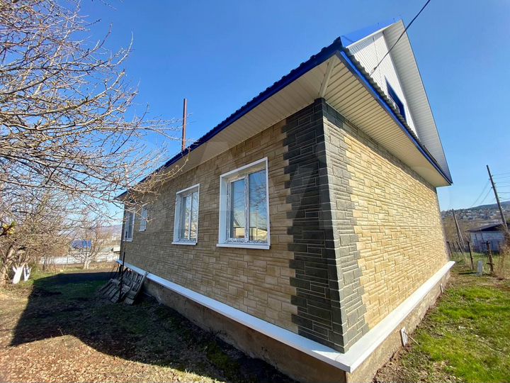 Дом 115 м² на участке 8,5 сот.