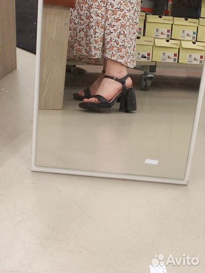 Босоножки женские 37 размер