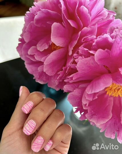 Маникюр,педикюр