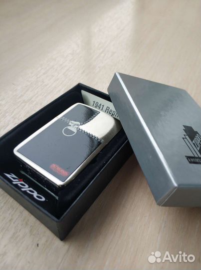 Zippo replica 1941 Zipped