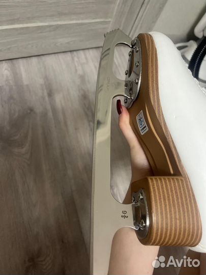 Коньки фигурные