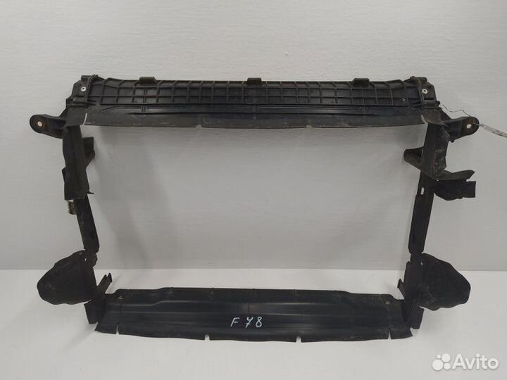 Б/У Б/У Дефлектор радиатора 51974928 chrysler