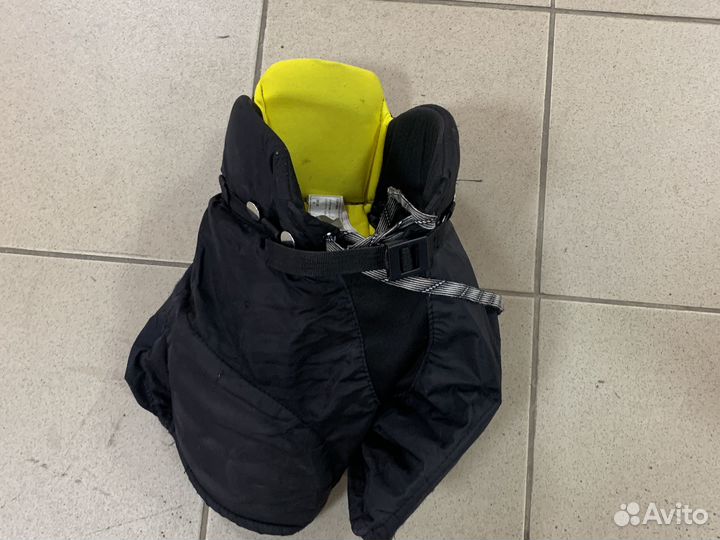 Клюшка хоккейная