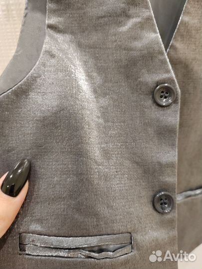 Жилетка нарядная