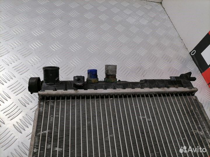 Радиатор основной для Opel Vectra B 1300180