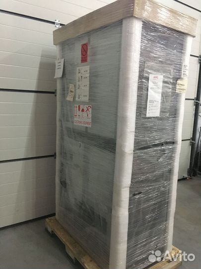 Sycfxr48 Внешний батарейный шкаф APC Symmetra