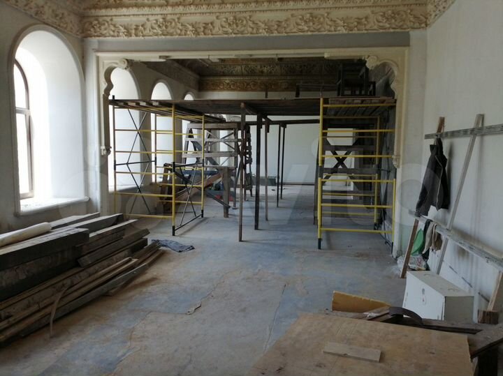 Свободного назначения, 684.64 м²