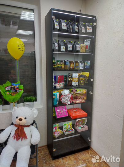 Цветы и подарки