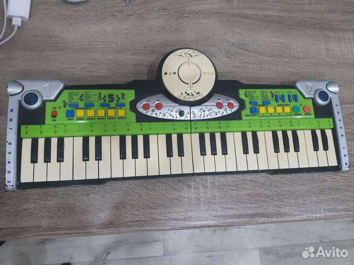 Синтезатор