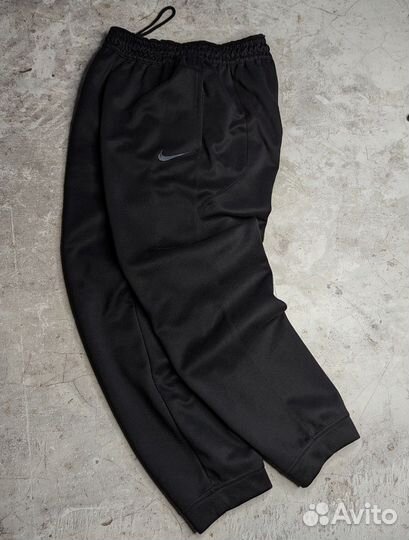 Спортивные штаны nike vintage