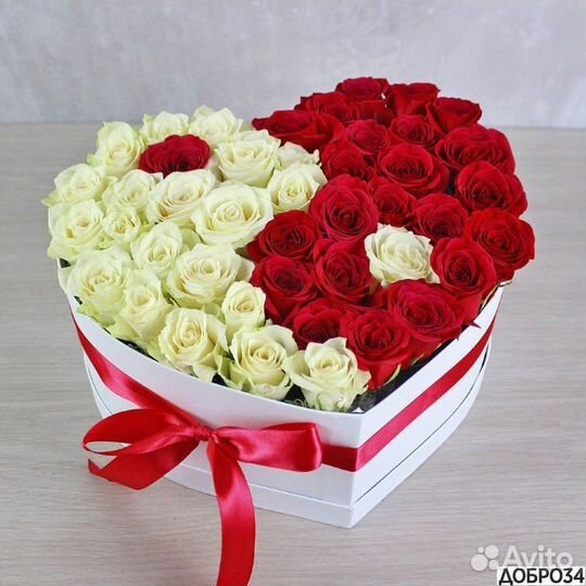 Коробка с цветами с доставкой Цветы в коробке