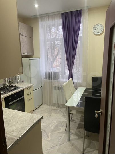 2-к. квартира, 55 м², 2/3 эт.