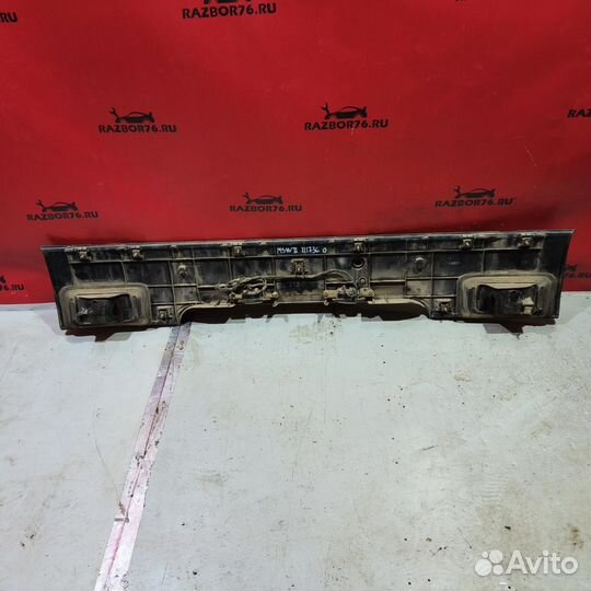 Бленда Mitsubishi Space Wagon II