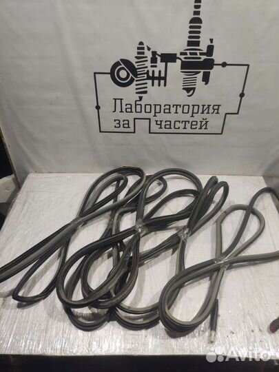 Уплотнители дверей кузова Chevrolet Rezzo