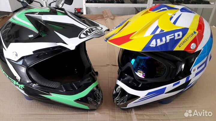 Шлема мотоциклетные взрослые и детские