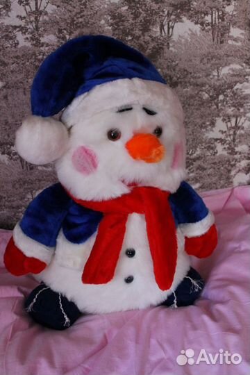Большой Снеговик и игрушки